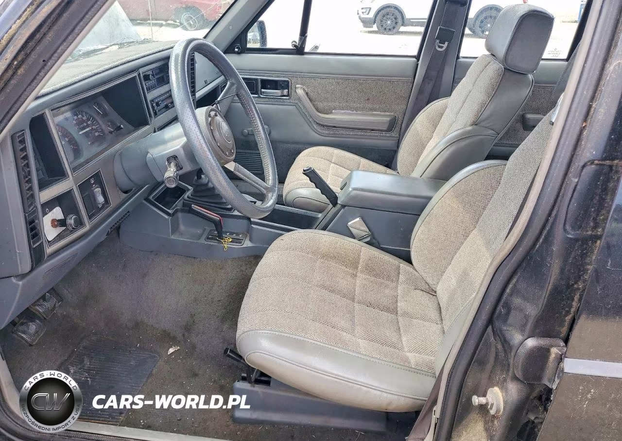 1989 Jeep Cherokee Laredo VIN:1J4FJ58L6KL596486 - 7