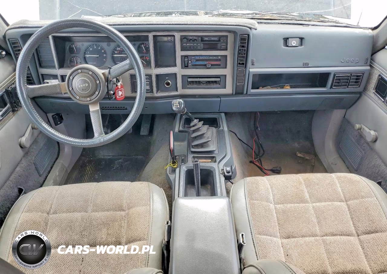 1989 Jeep Cherokee Laredo VIN:1J4FJ58L6KL596486 - 8
