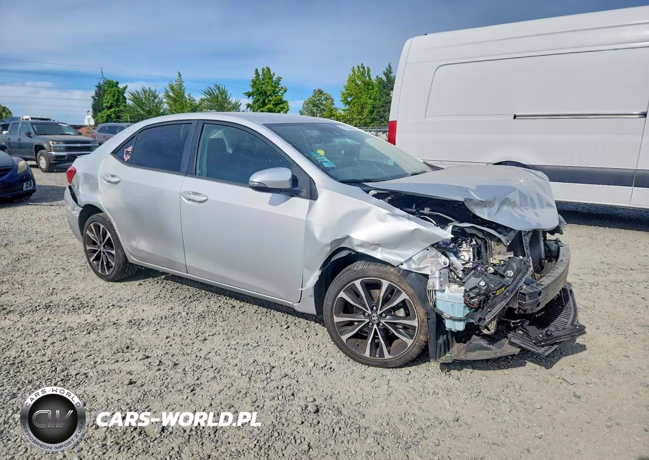 2017 Toyota Corolla Se VIN:5YFBURHE8HP628519 - 4