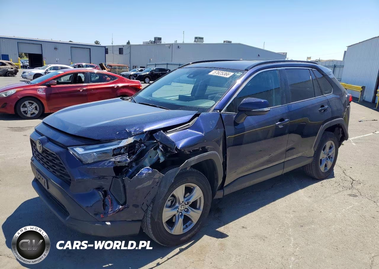 2024 Toyota Rav4 Xle – zdjęcie 1 z 13