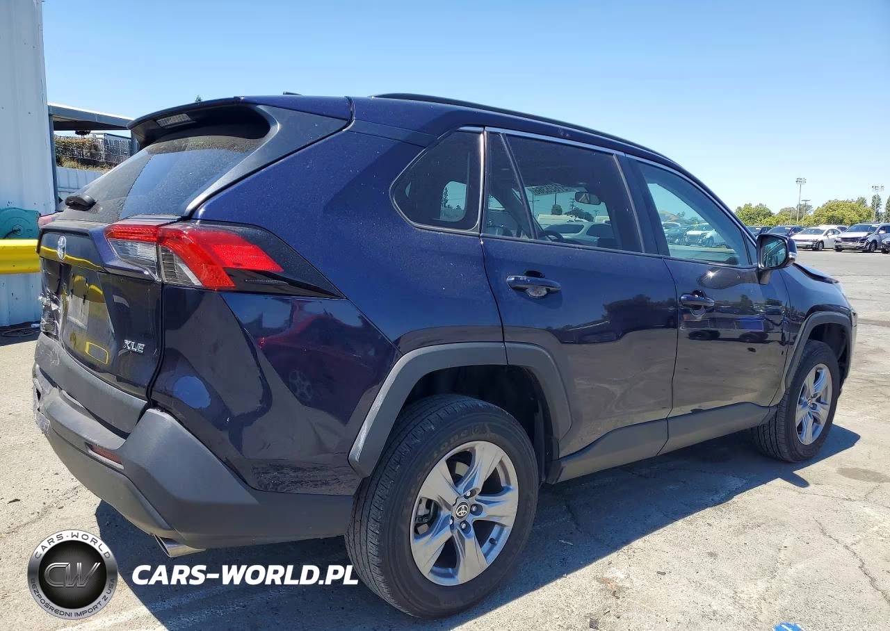 2024 Toyota Rav4 Xle VIN:2T3W1RFV7RW348305 - 3