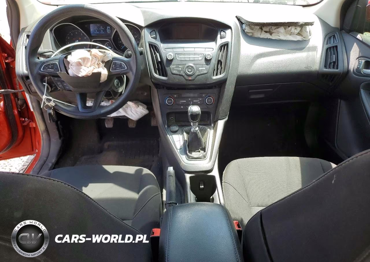 2018 Ford Focus Se VIN:1FADP3FE5JL288072 - 8