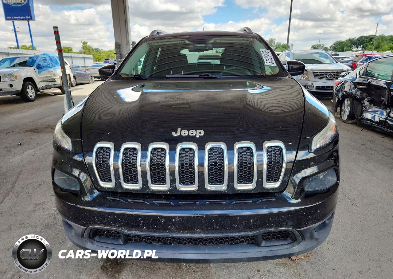 2014 Jeep Cherokee Latitude VIN:1C4PJMCS6EW128246 - 5