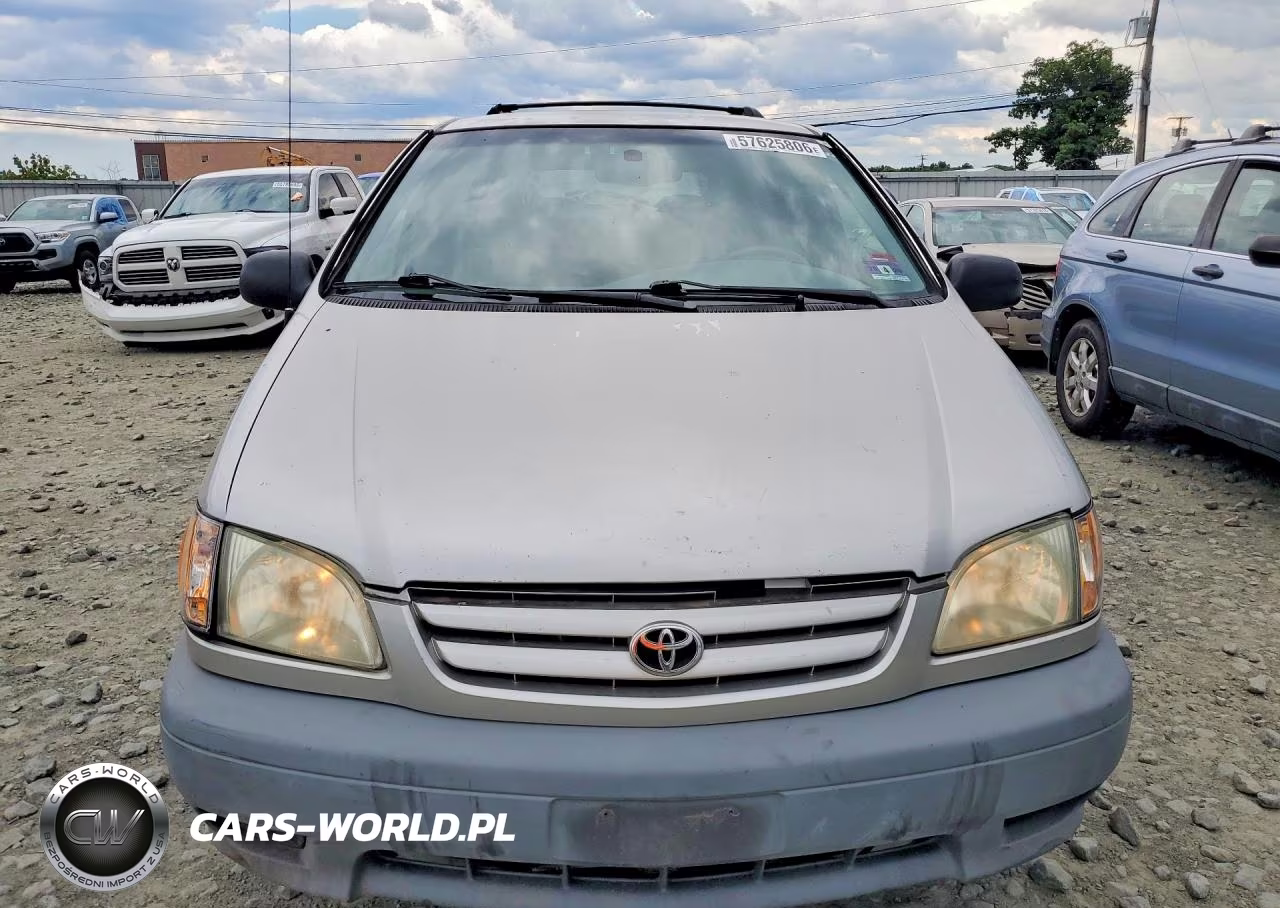 2002 Toyota Sienna Ce VIN:4T3ZF19C22U482543 - 5