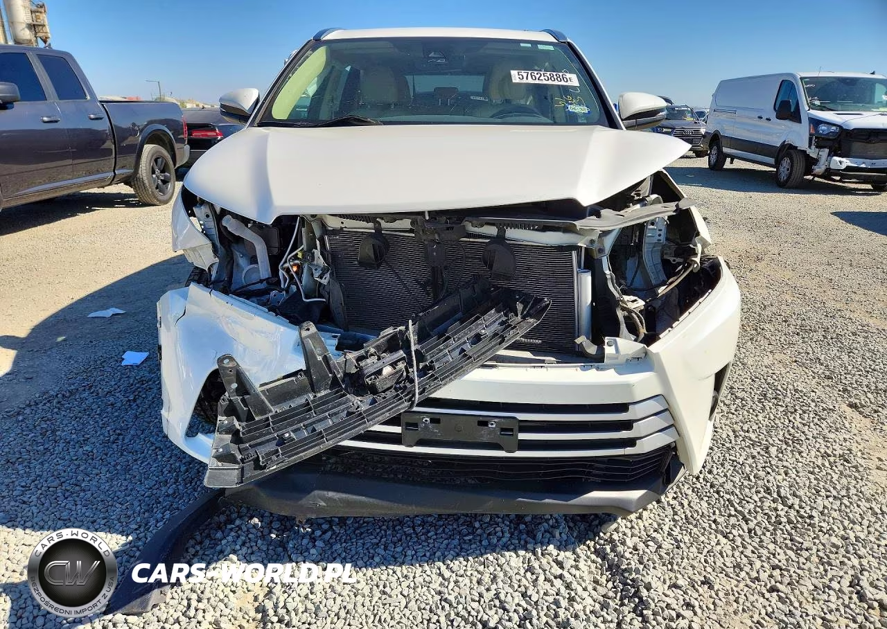 2019 Toyota Highlander Xle VIN:5TDKZRFH3KS565021 - 5