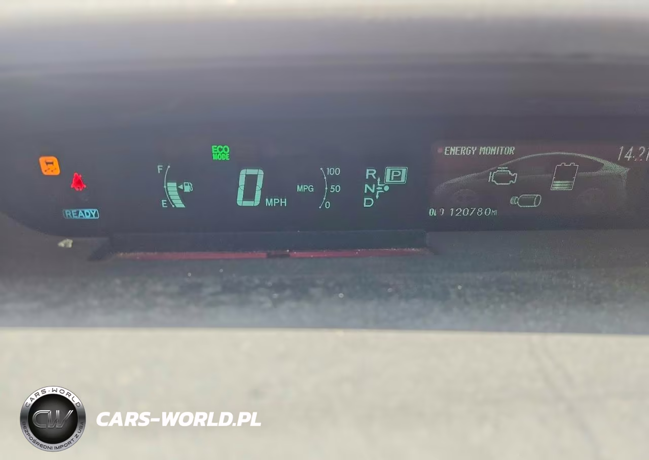 2015 Toyota Prius Two VIN:JTDKN3DU9F2003792 - 9