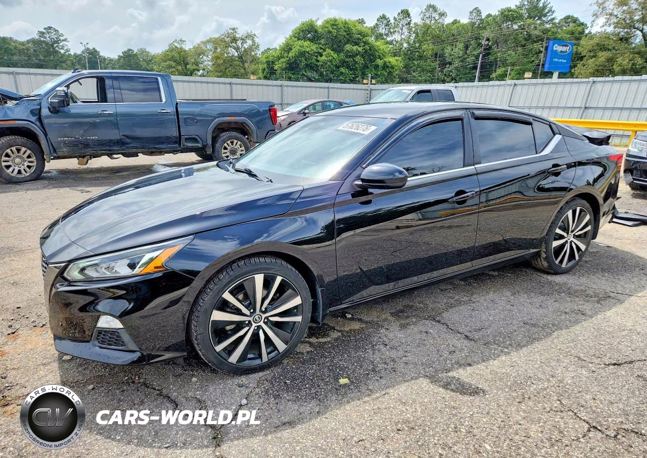 2020 Nissan Altima Sr – zdjęcie 1 z 12