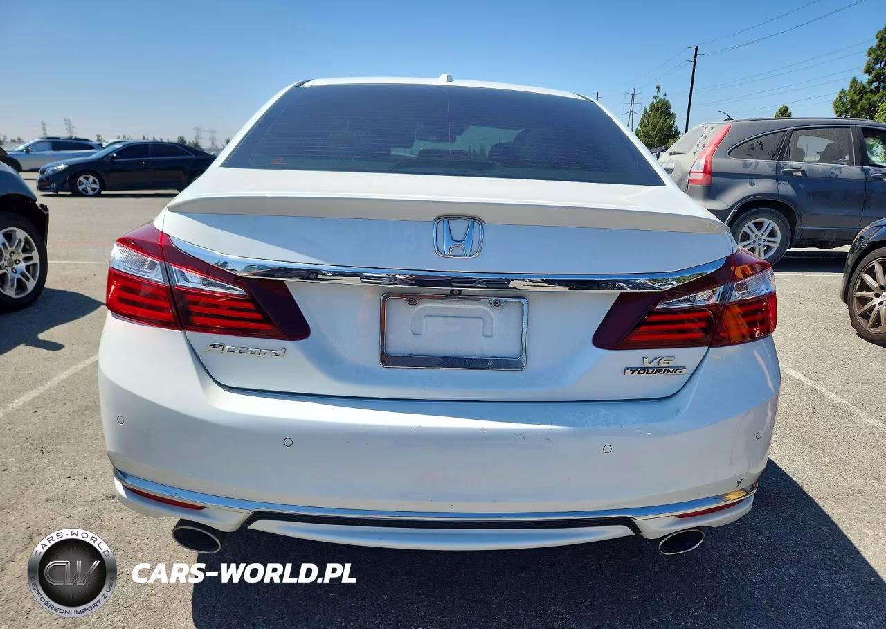 2017 Honda Accord Touring VIN:1HGCR3F92HA004231 - 6