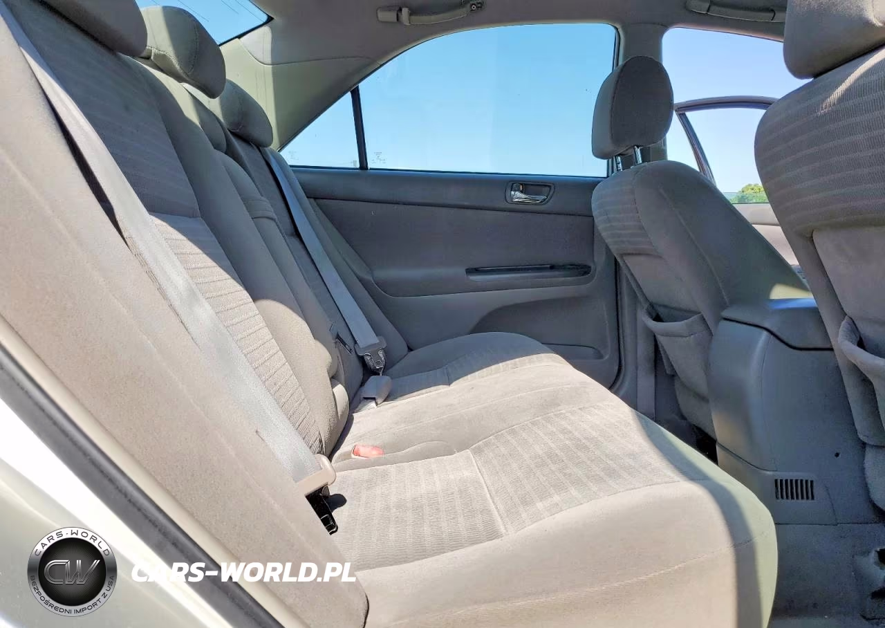 2005 Toyota Camry Le VIN:4T1BE32K85U942741 - 10