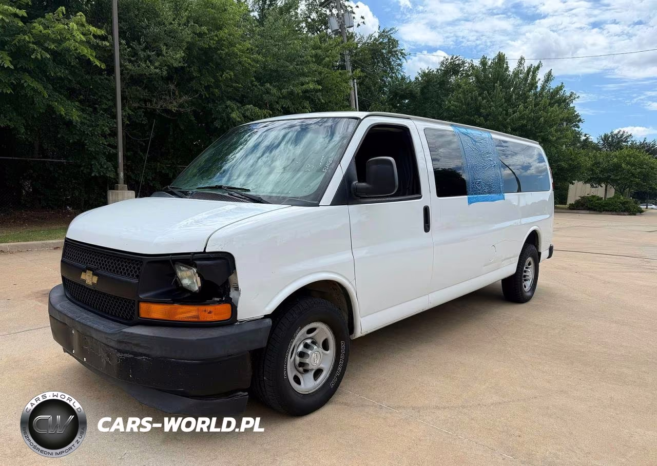 2017 Chevrolet Express G3500 Ls VIN:1GAZGNFF6H1310163 - 2