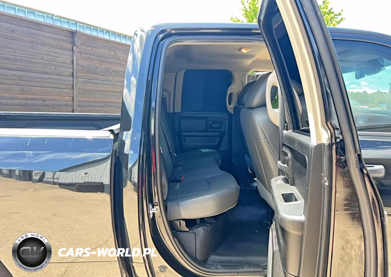 2020 Ram 1500 Classic Tradesman VIN:1C6RR6FG1LS128137 - 6