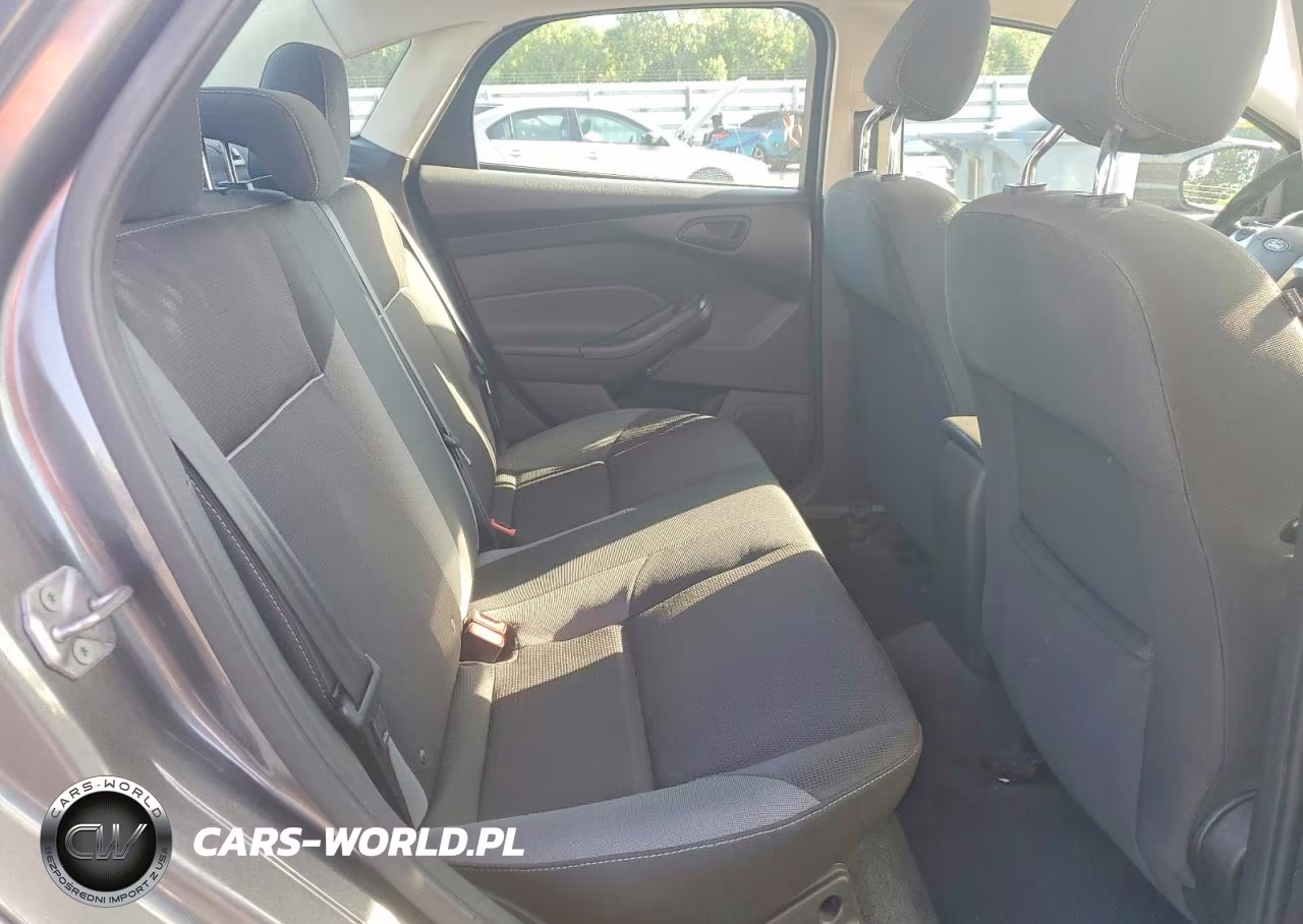 2012 Ford Focus Se VIN:1FAHP3F25CL179752 - 10
