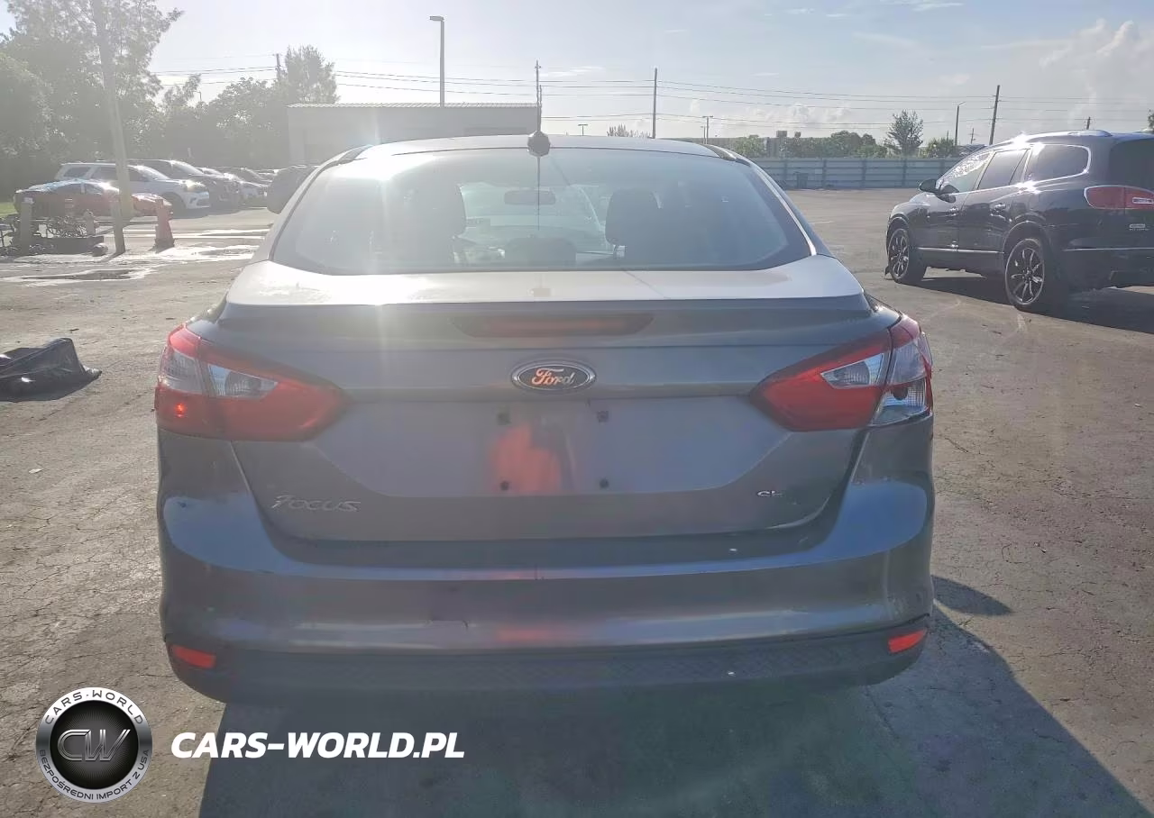 2012 Ford Focus Se VIN:1FAHP3F25CL179752 - 6