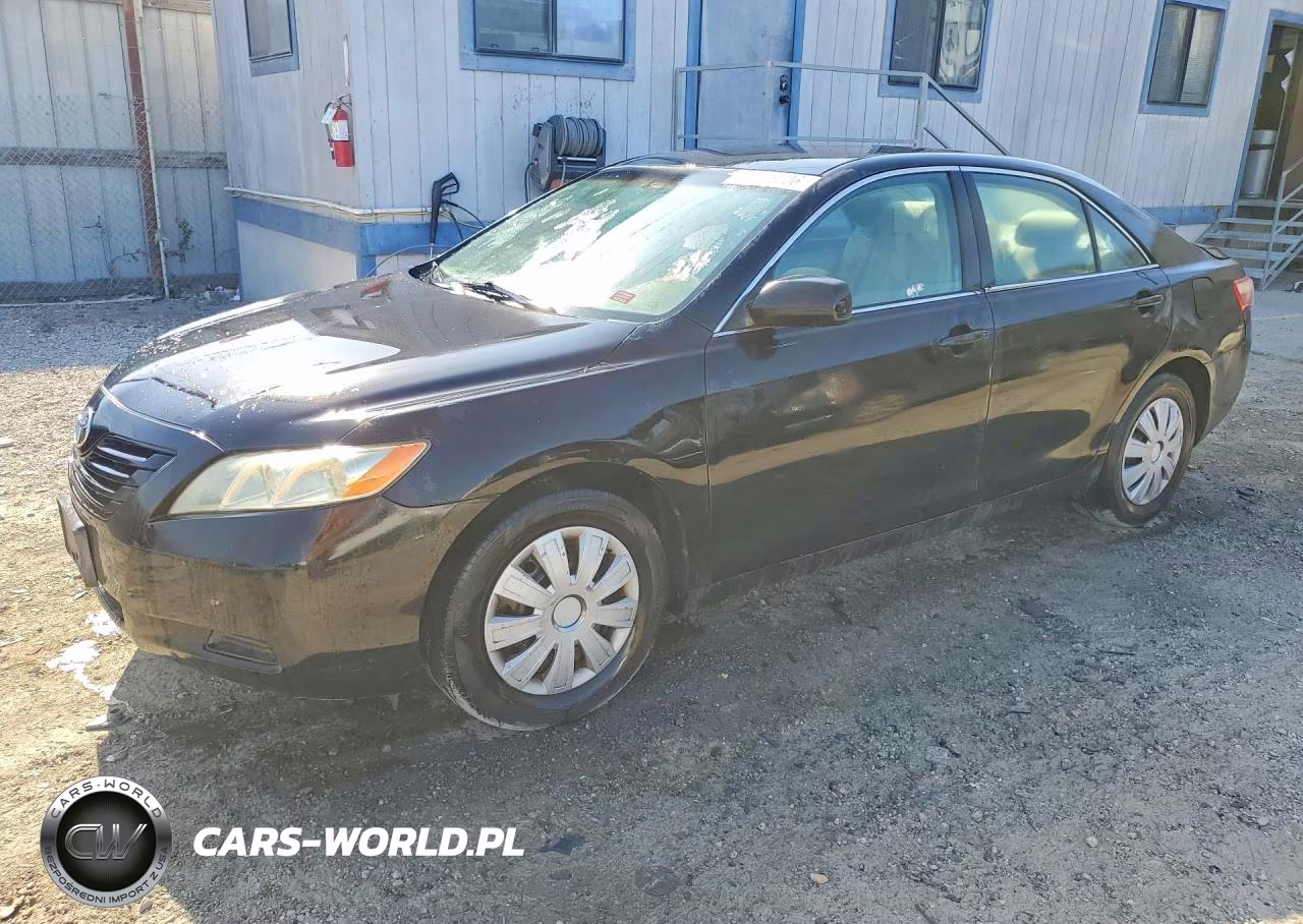 2009 Toyota Camry Le V6 – zdjęcie 1 z 12