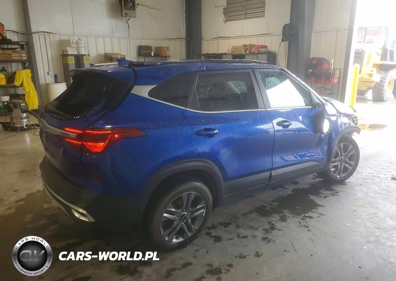 2023 Kia Seltos S VIN:KNDEU2AA8P7448307 - 3