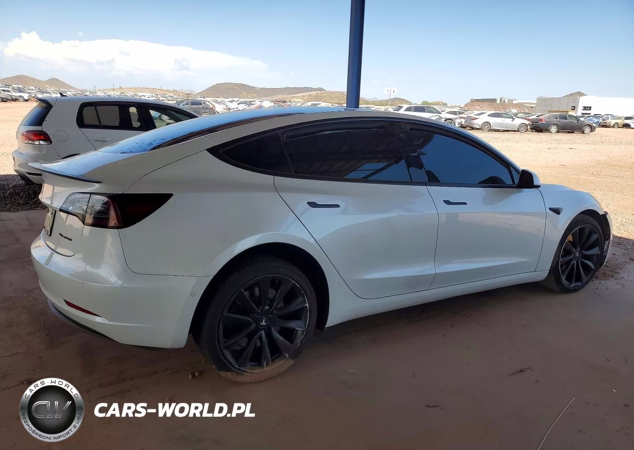 2020 Tesla Model 3 VIN:5YJ3E1EBXLF646361 - 3