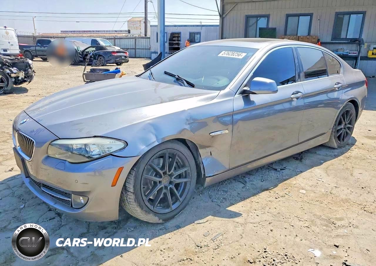 2013 BMW 528 I – zdjęcie 1 z 12