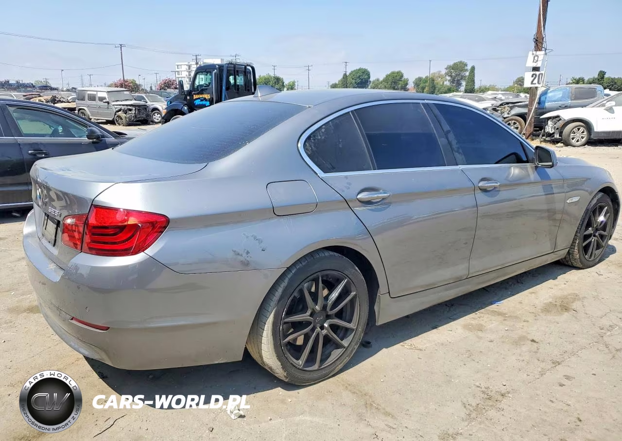 2013 BMW 528 I VIN:WBAXG5C53DD233011 - 3