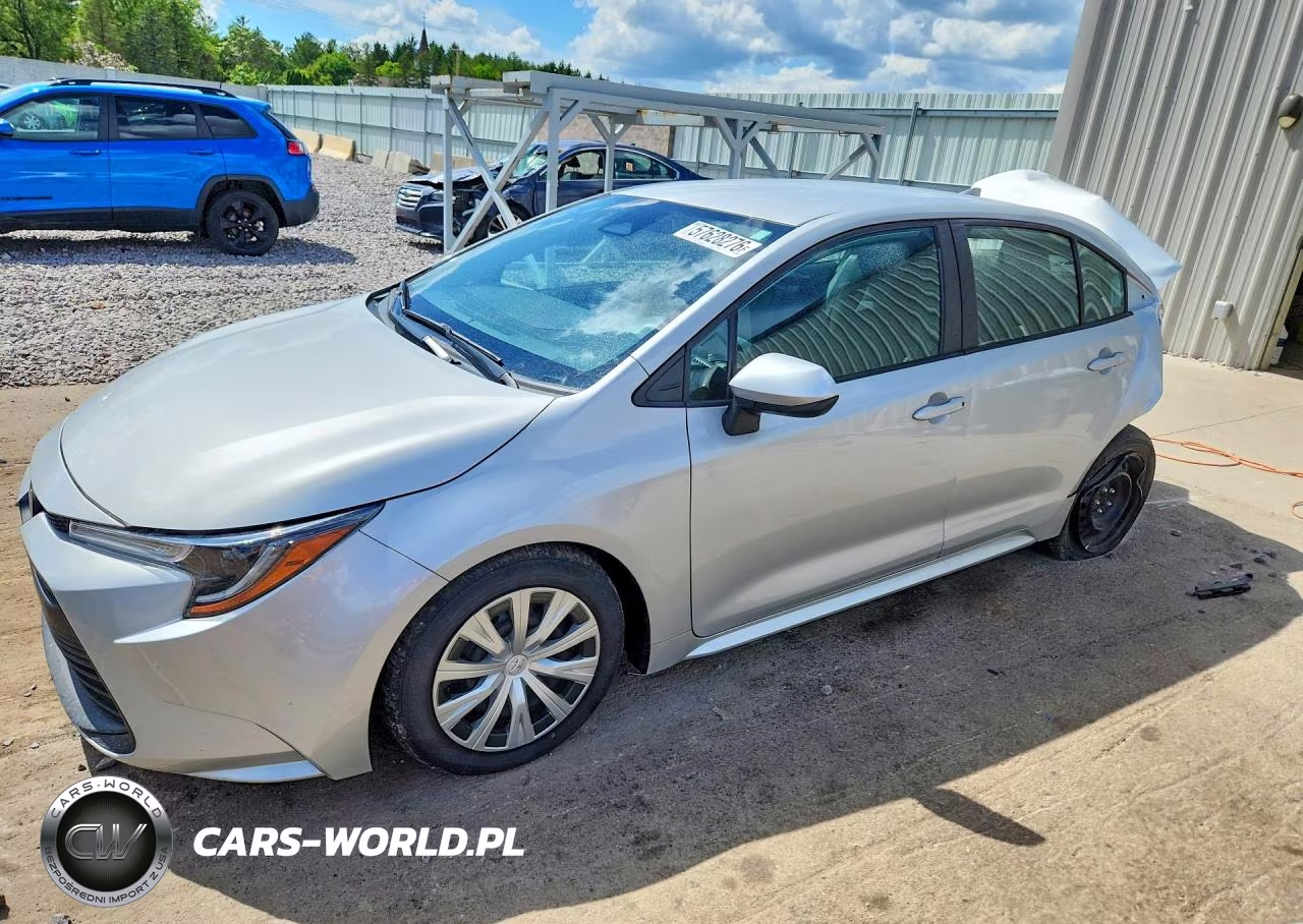 2024 Toyota Corolla Le – zdjęcie 1 z 13