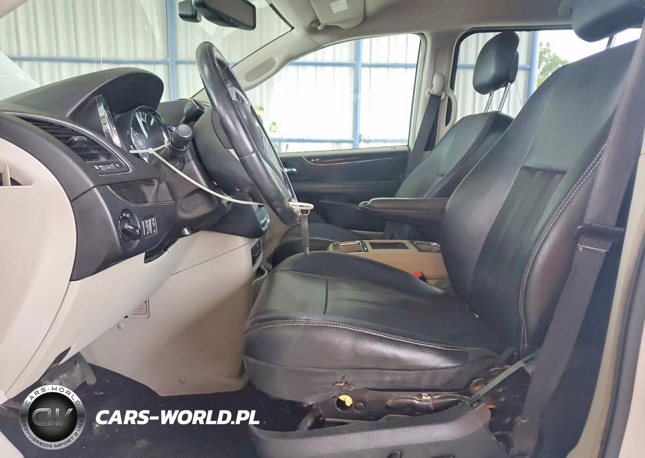 2014 Chrysler Town & Country Touring L VIN:2C4RC1CG4ER200079 - 7
