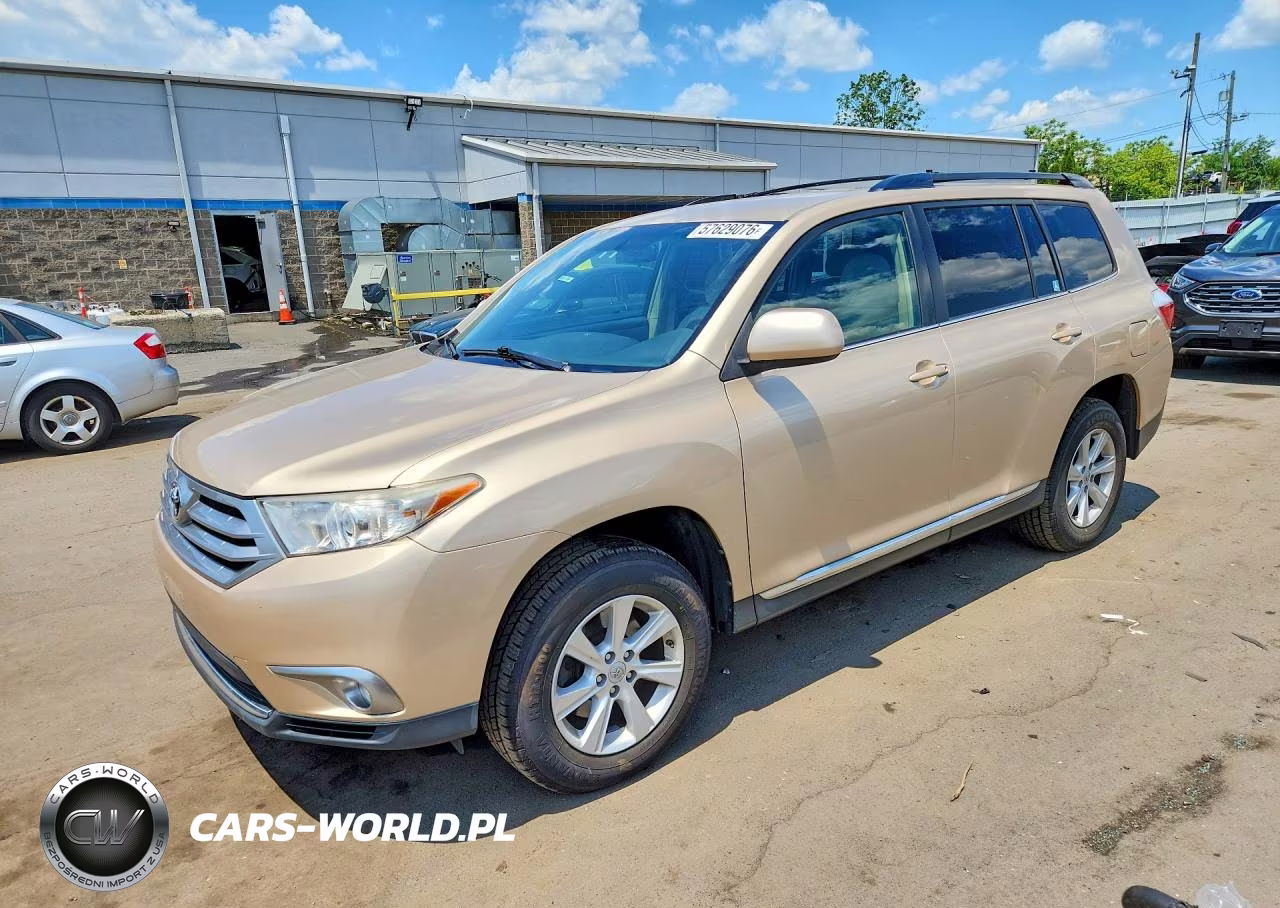 2012 Toyota Highlander Base
