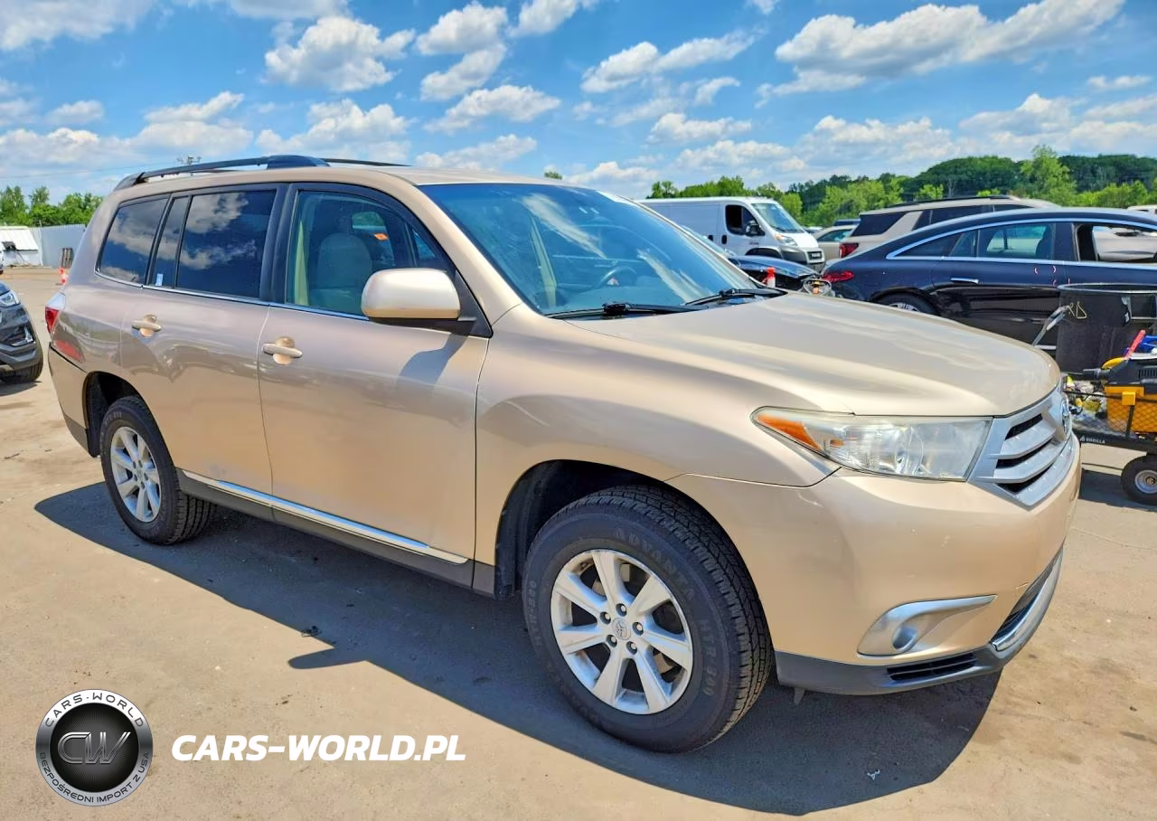2012 Toyota Highlander Base VIN:5TDBK3EH9CS094545 - 4