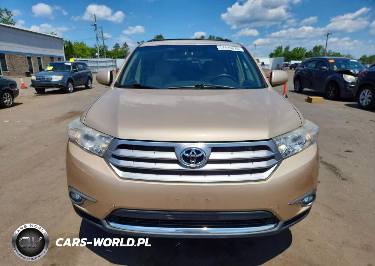 2012 Toyota Highlander Base VIN:5TDBK3EH9CS094545 - 5