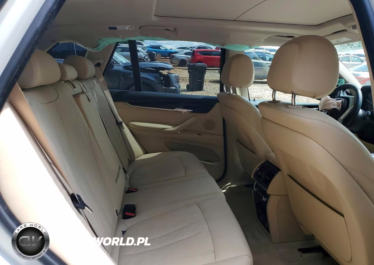 2015 BMW X5 xDrive35I VIN:5UXKR0C54F0K60916 - 11