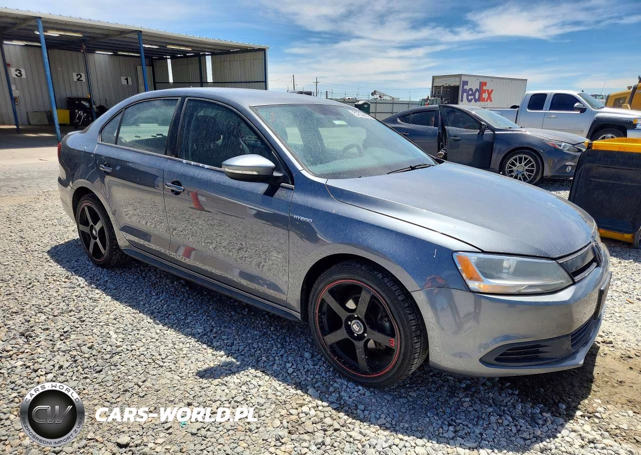 2013 Volkswagen Jetta Hybrid VIN:3VW637AJ9DM276906 - 4