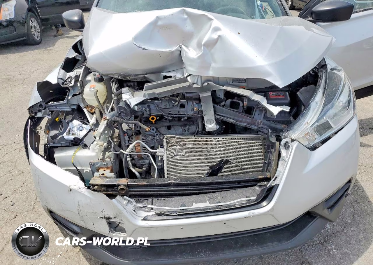 2019 Nissan Kicks S VIN:3N1CP5CU1KL568383 - 12