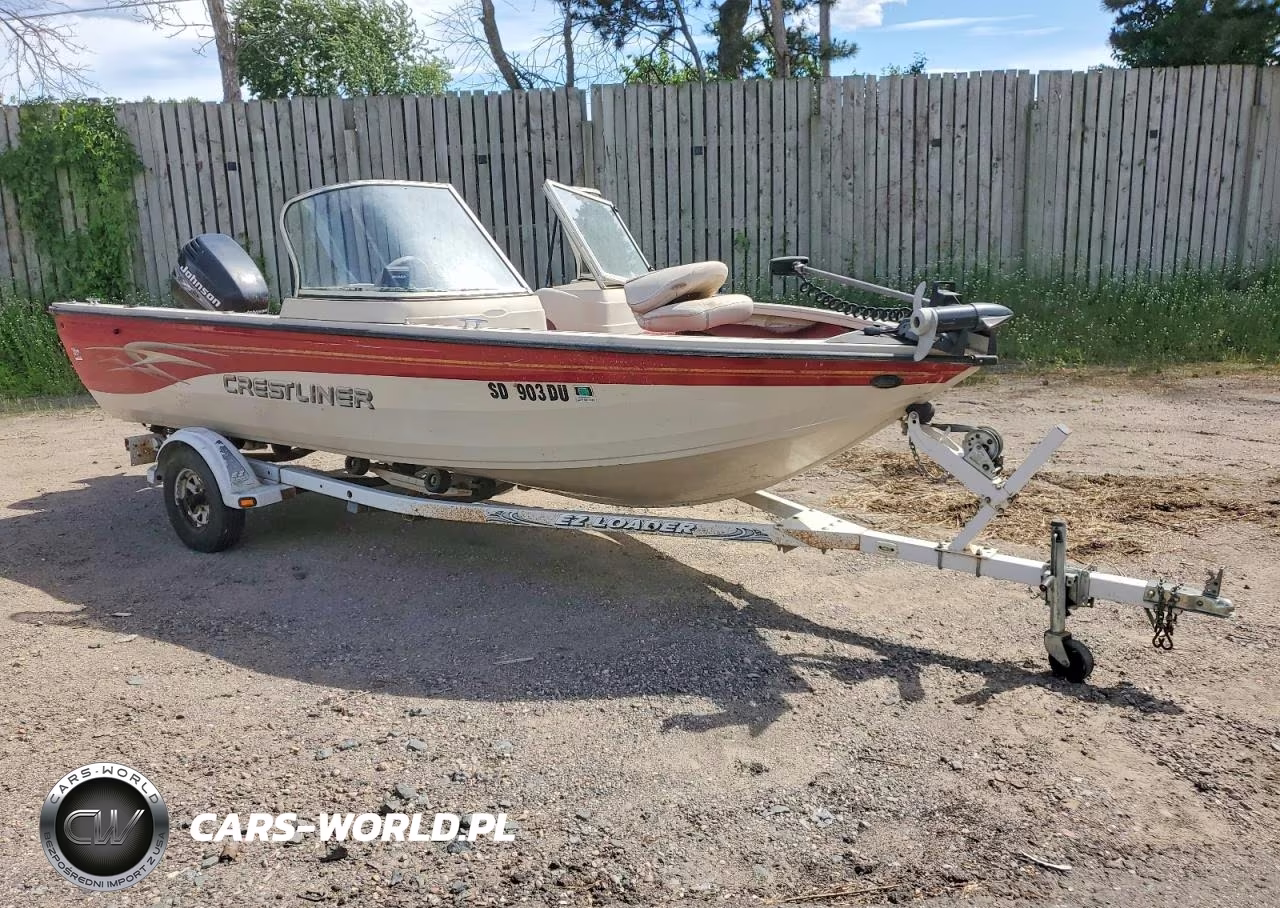 2001 Crestliner Boat - Outboard Engine