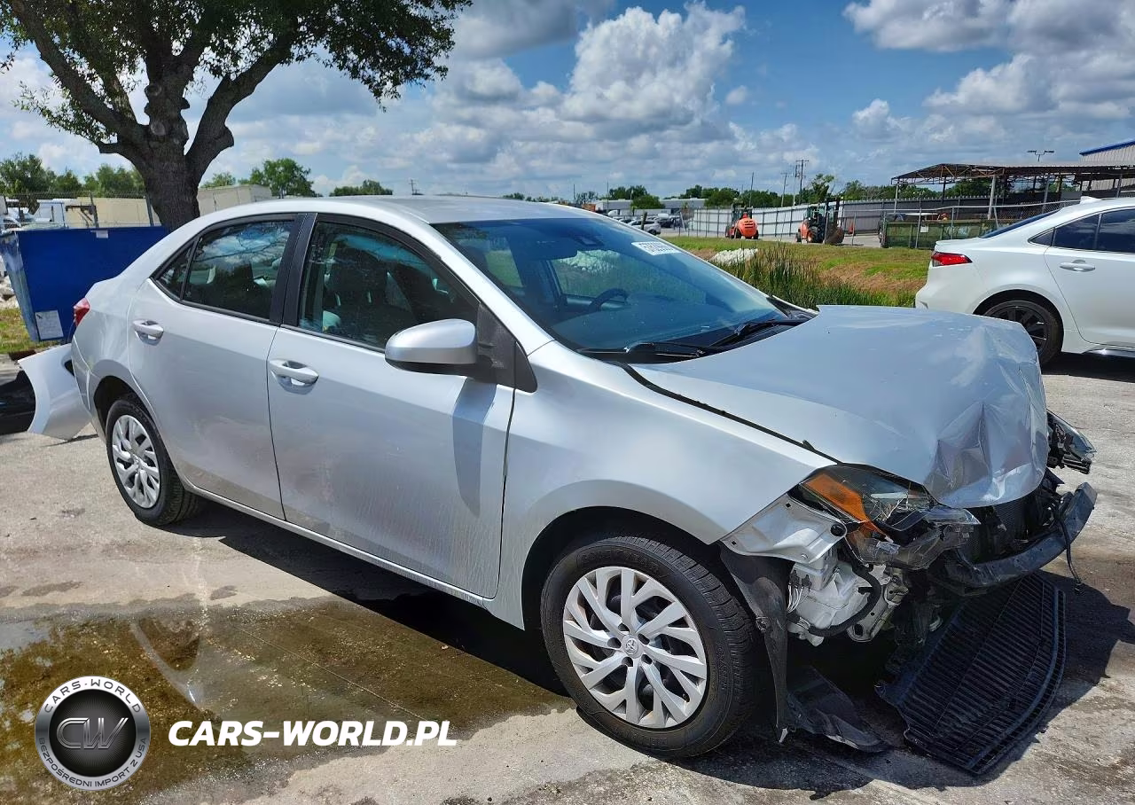 2019 Toyota Corolla Le VIN:5YFBURHE3KP947432 - 4