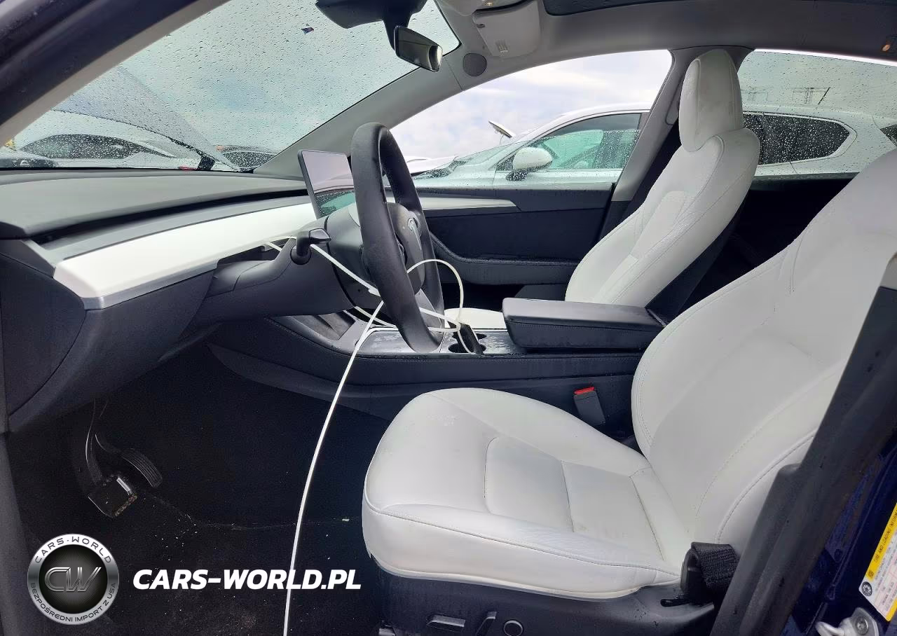 2023 Tesla Model Y VIN:7SAYGDEE1PF702045 - 7