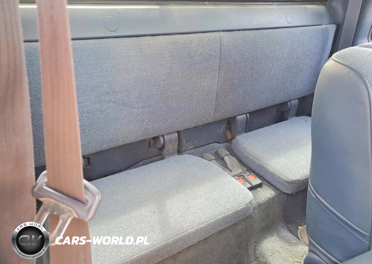 1989 Toyota Pickup Deluxe V6 VIN:JT4VN13D8K5013807 - 10