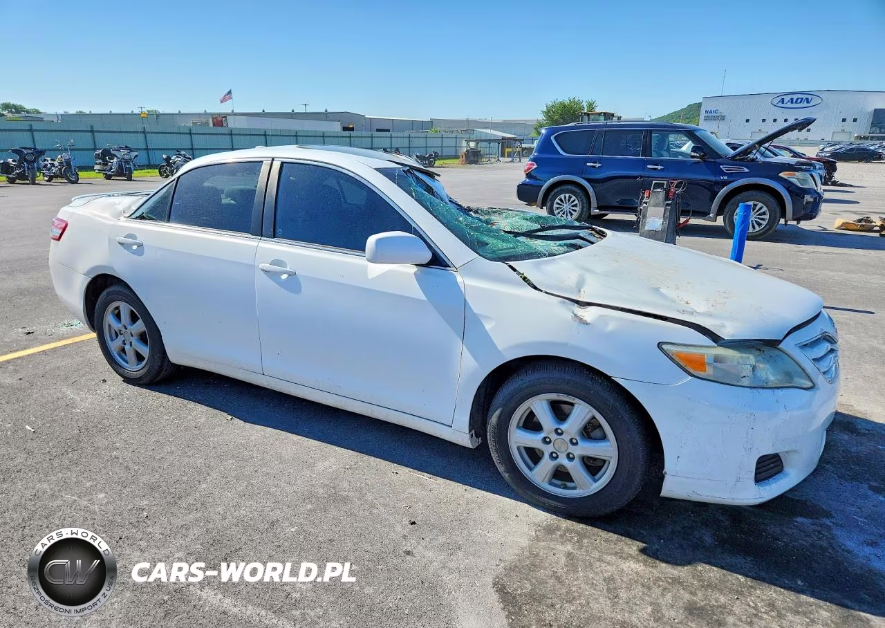 2010 Toyota Camry Le VIN:4T4BF3EK9AR031424 - 4