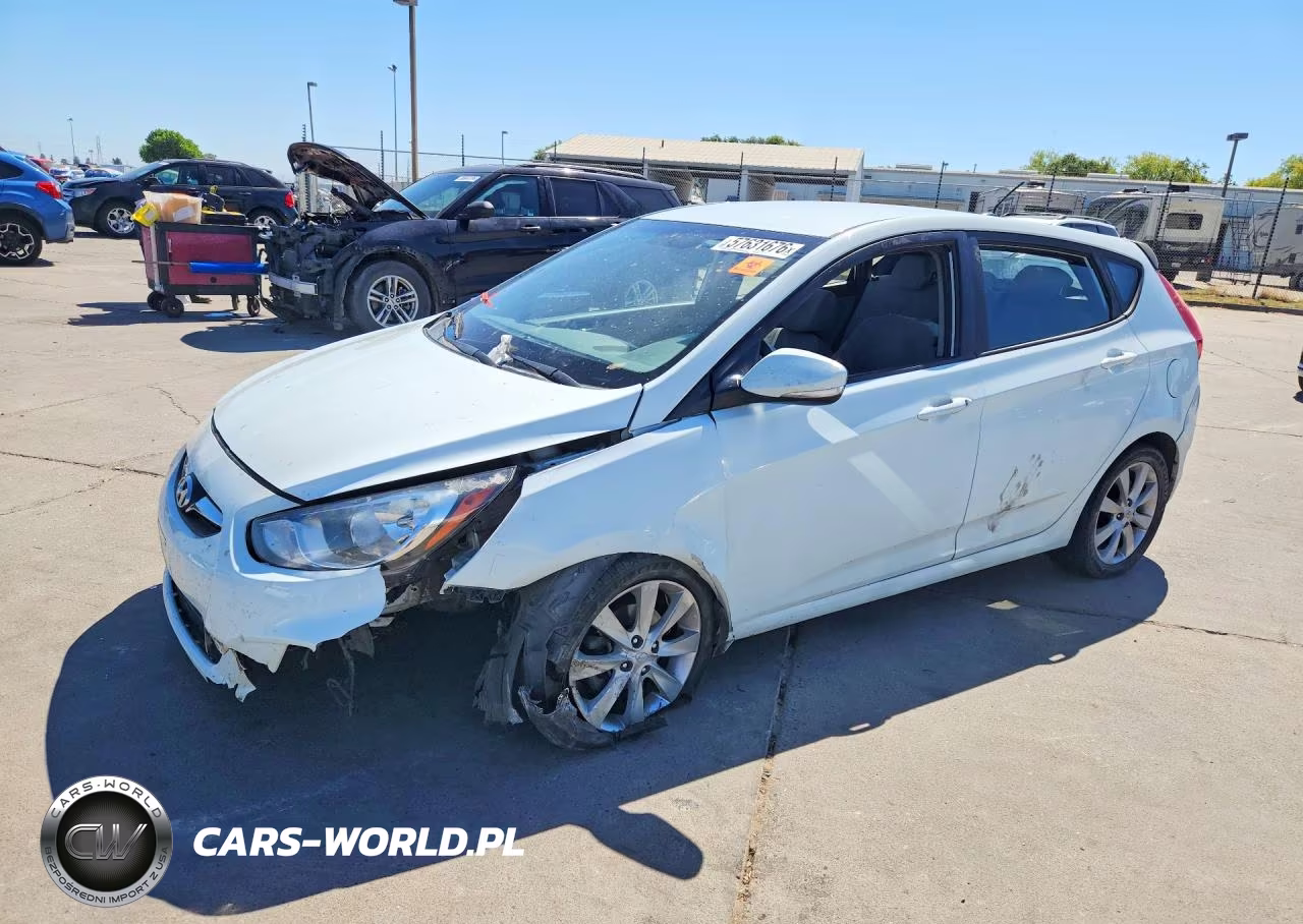 2013 Hyundai Accent Se – zdjęcie 1 z 12