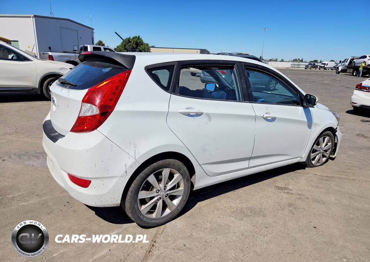 2013 Hyundai Accent Se VIN:KMHCU5AE1DU066785 - 3