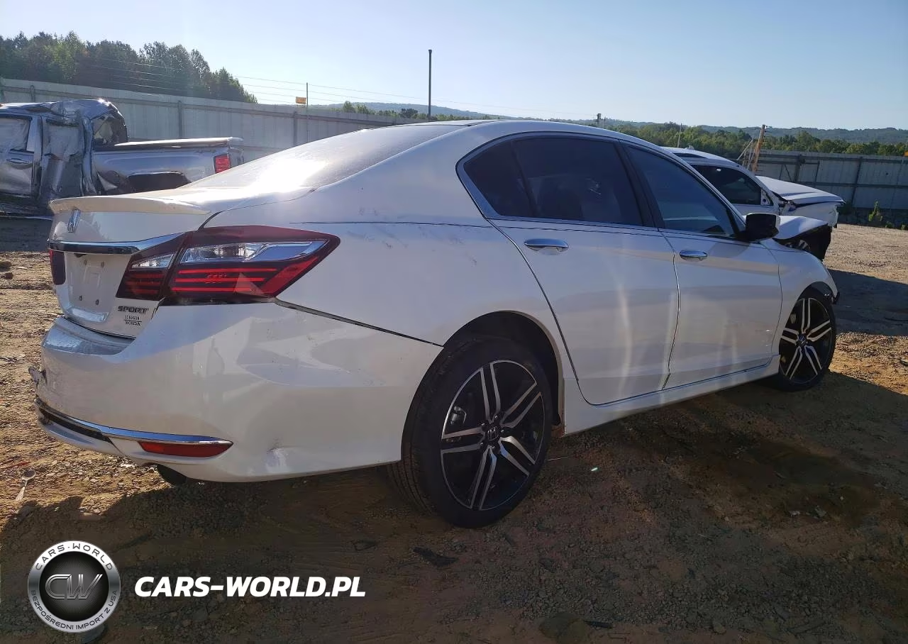 2017 Honda Accord Sport VIN:1HGCR2F5XHA088936 - 3