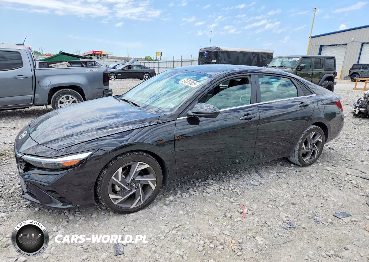 2025 Hyundai Elantra Sel – zdjęcie 1 z 12