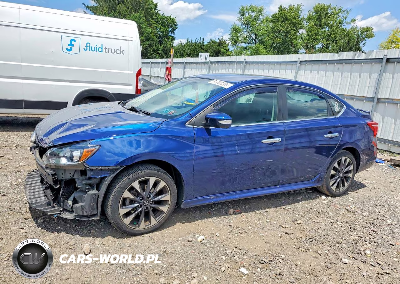 2018 Nissan Sentra Sr – zdjęcie 1 z 12