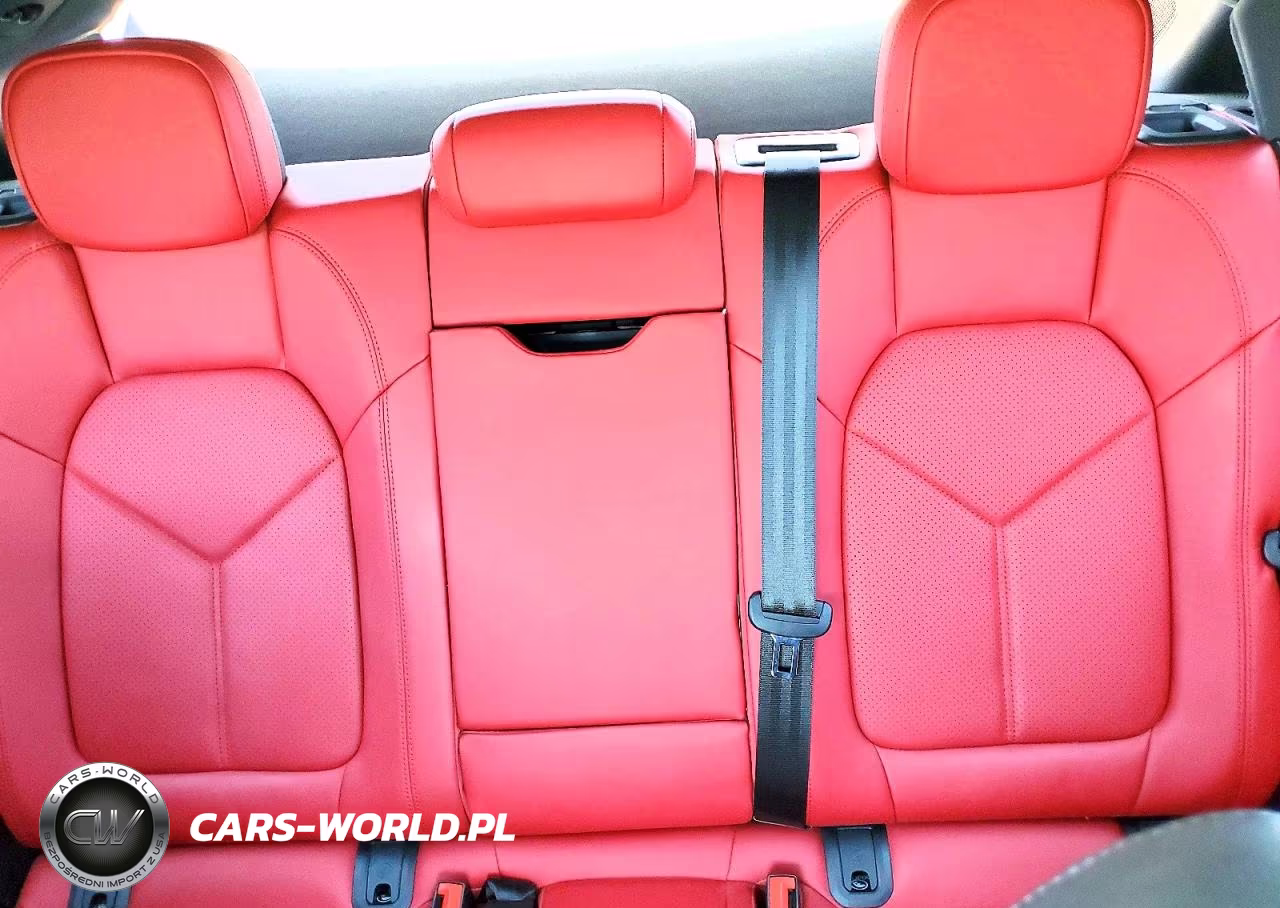 2021 Porsche Macan VIN:WP1AA2A5XMLB01086 - 10