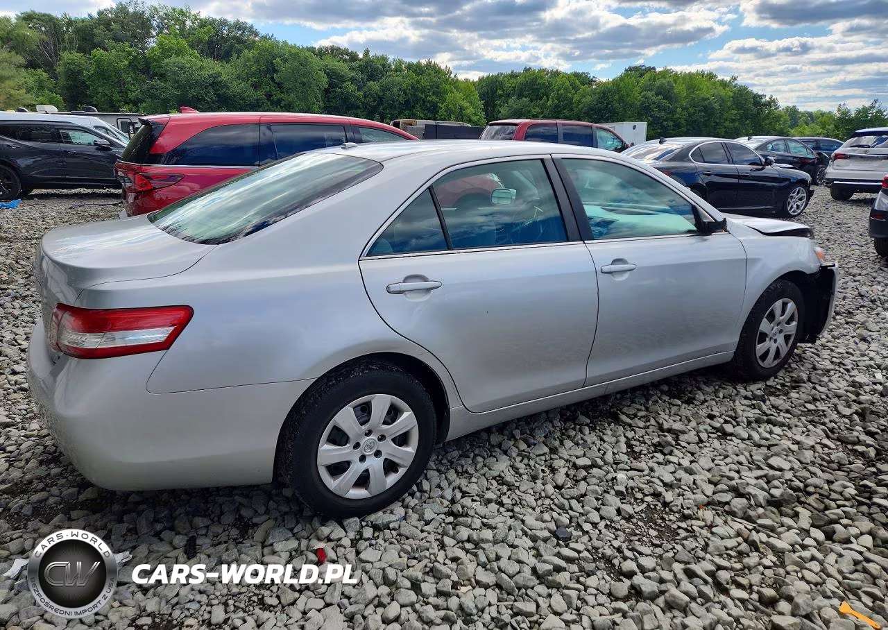 2011 Toyota Camry Le VIN:4T1BF3EK2BU119646 - 3