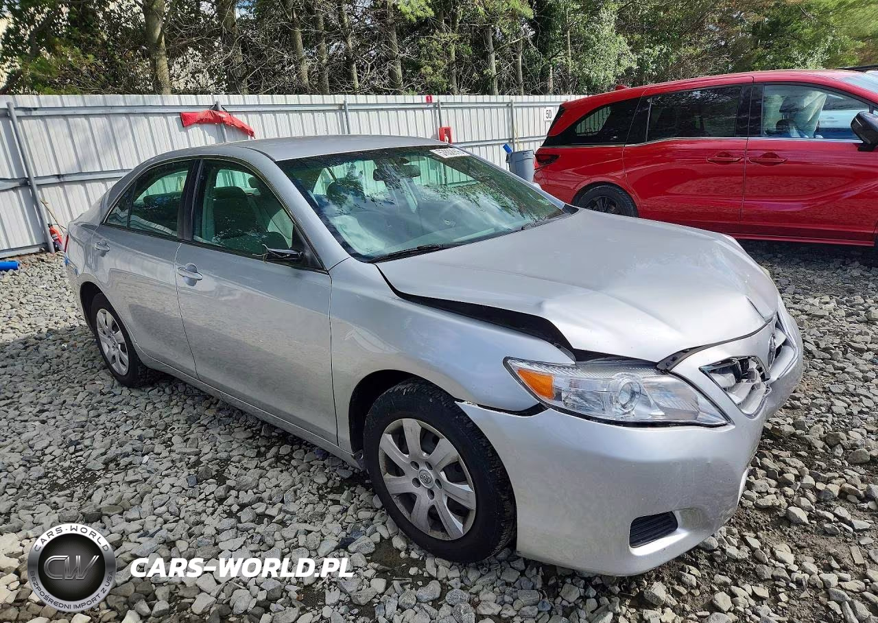 2011 Toyota Camry Le VIN:4T1BF3EK2BU119646 - 4
