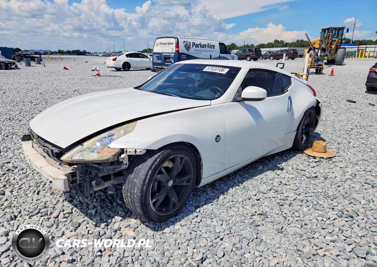 2010 Nissan 370Z Base
