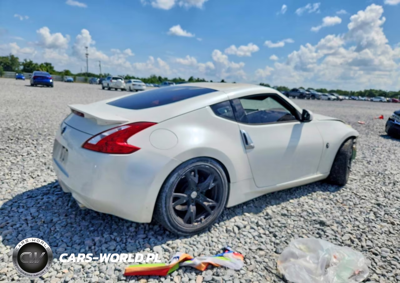 2010 Nissan 370Z Base VIN:JN1AZ4EH3AM506175 - 3