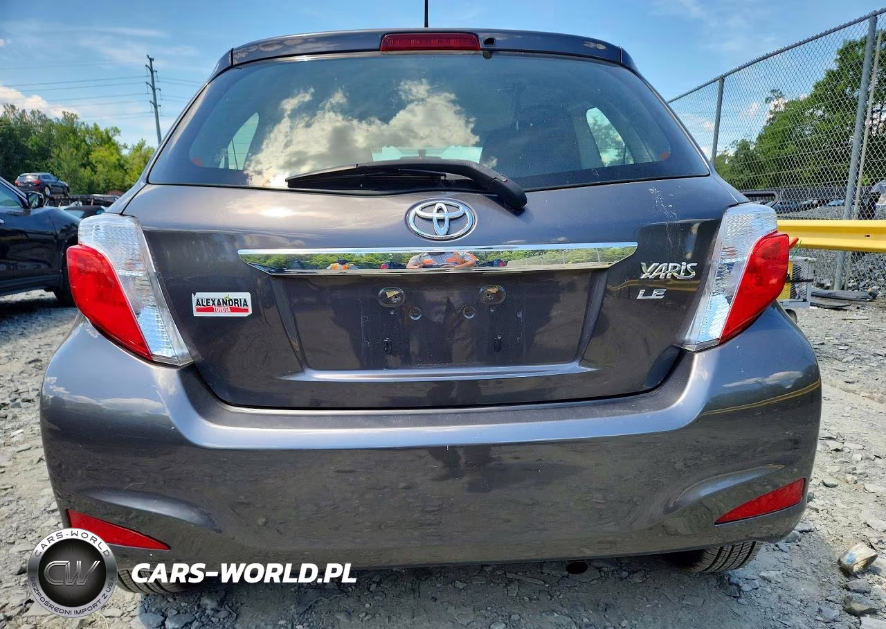 2012 Toyota Yaris 3-Door Le VIN:JTDJTUD35CD524846 - 6