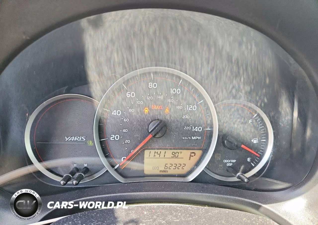 2012 Toyota Yaris 3-Door Le VIN:JTDJTUD35CD524846 - 9