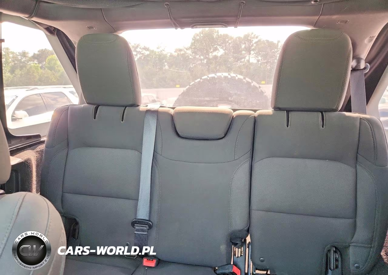 2018 Jeep Wrangler Unlimited Sport VIN:1C4HJXDN9JW200176 - 10
