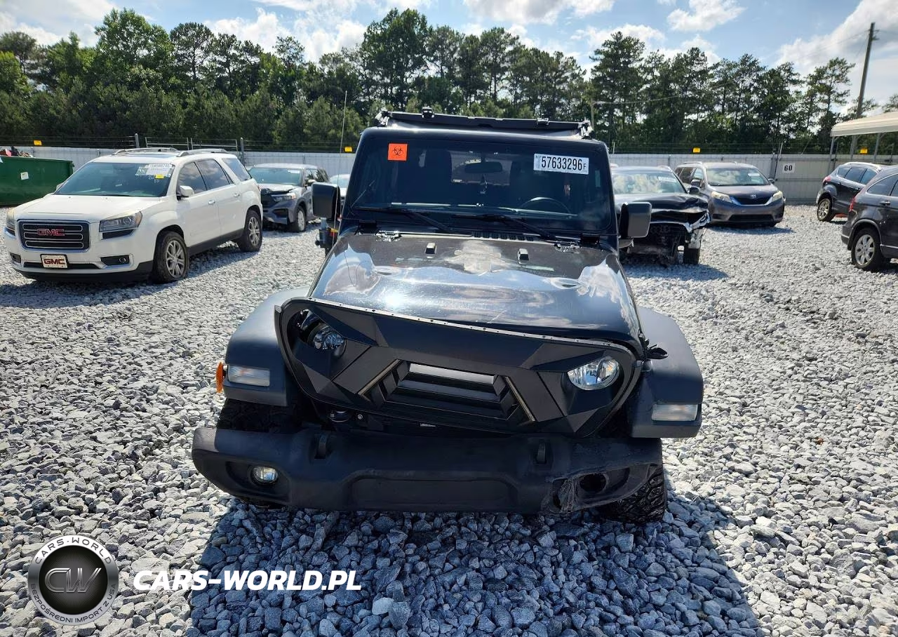 2018 Jeep Wrangler Unlimited Sport VIN:1C4HJXDN9JW200176 - 5
