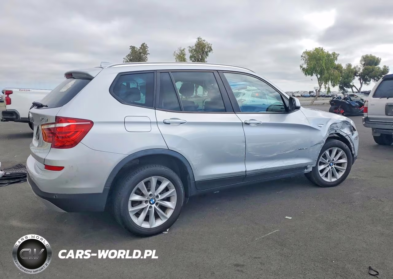 2017 BMW X3 xDrive28I VIN:5UXWX9C58H0T11462 - 3